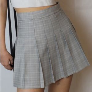Aritzia - Sunday Best pleated mini cheer skirt